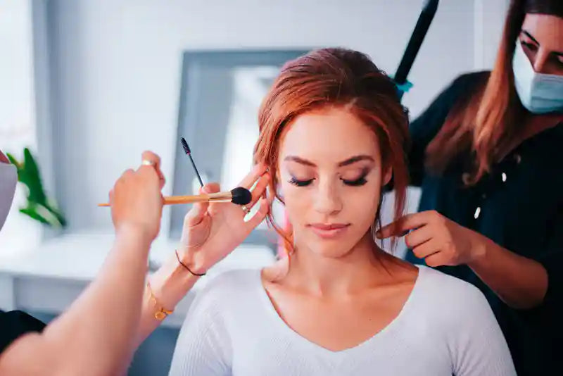 How to Schedule Hair and Makeup on Your Wedding Morning in Toronto