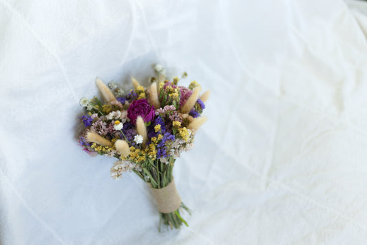Why You Should Choose Dried Flowers for Your Wedding (For Ontario Brides)