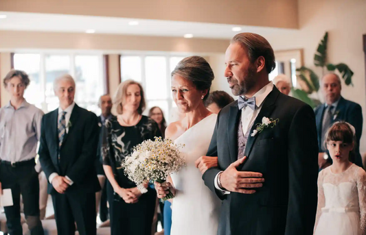 Should You Have a Guest Book at Your Toronto Wedding?
